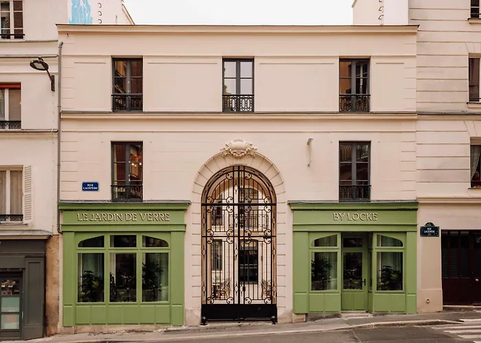 Le Jardin De Verre By Locke Parigi